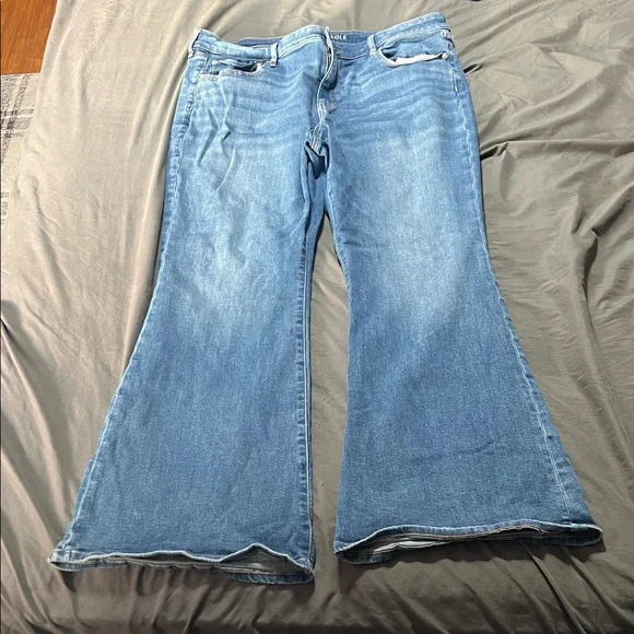 American Eagle Outfitters Light Blue Flare Jeans - Picture 1 of 5